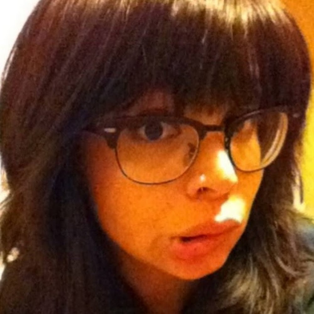 Meet your Posher, Marina
